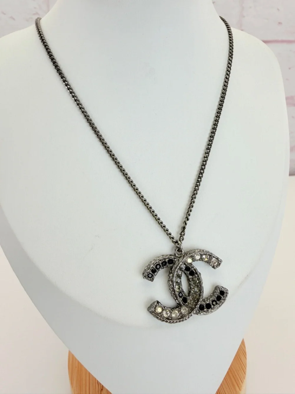 Chanel Black Crystal Interlocking Logo CC Pendant Necklace